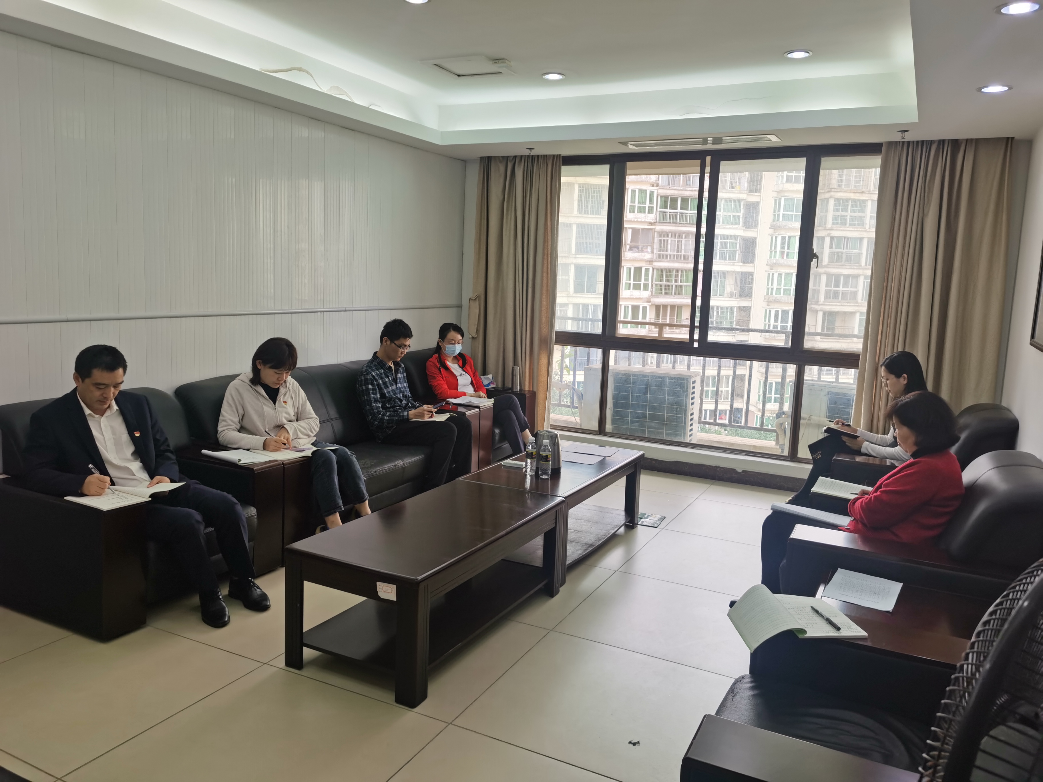1643329777527096730.jpg 省总机关第三党支部召开2021年组织生活会.jpg